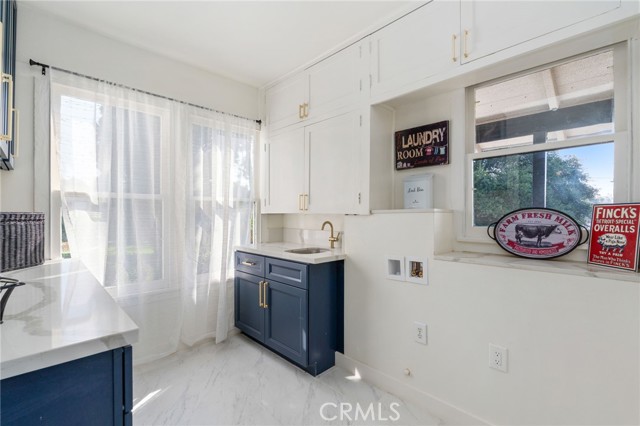 Detail Gallery Image 17 of 75 For 24 W Hilton Ave, Redlands,  CA 92373 - 5 Beds | 4 Baths