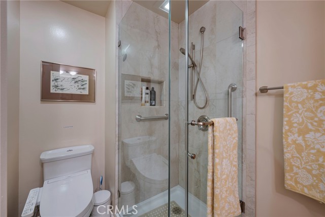 Detail Gallery Image 26 of 56 For 1331 Nutwood Ave, Fullerton,  CA 92831 - 4 Beds | 2 Baths