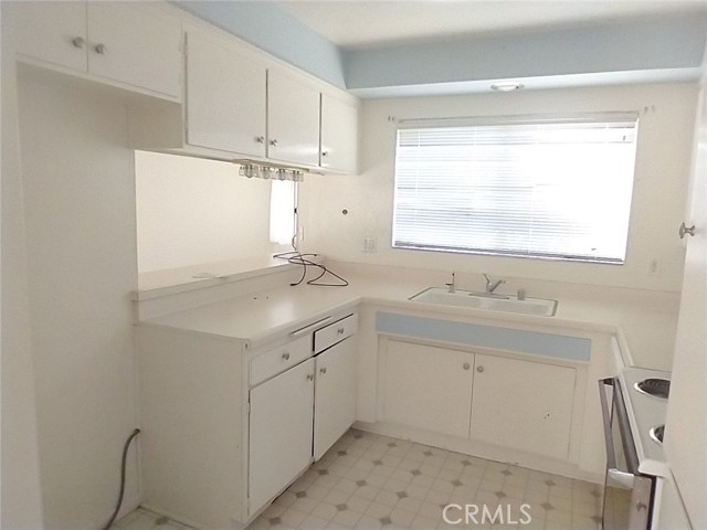 Detail Gallery Image 28 of 30 For 22857 Nadine Cir #B,  Torrance,  CA 90505 - 2 Beds | 2 Baths