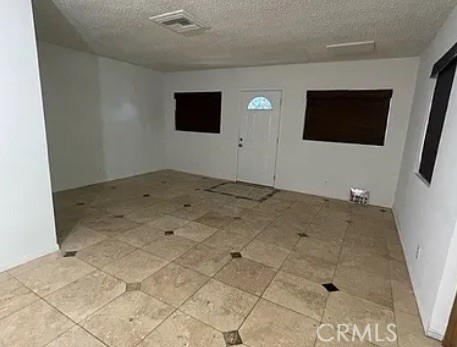 2244 Corto st, Bakersfield CA: https://media.crmls.org/medias/2fc5ce15-1c19-425d-b947-c3152a4465c2.jpg