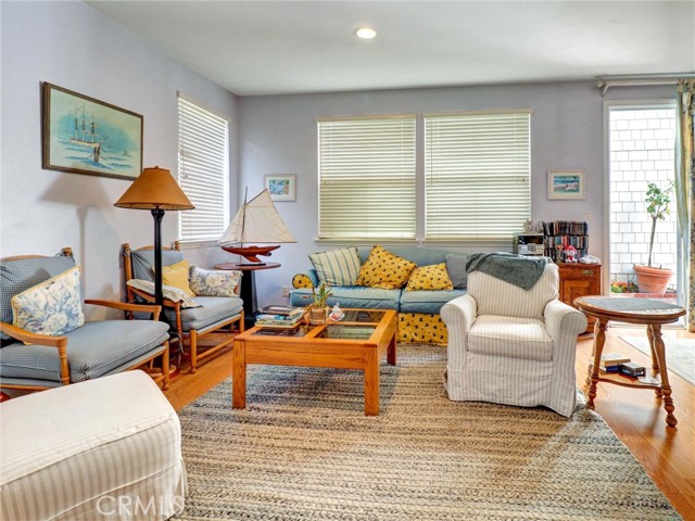 Detail Gallery Image 9 of 27 For 1800 S Pacific Coast #21,  Redondo Beach,  CA 90277 - 3 Beds | 3 Baths