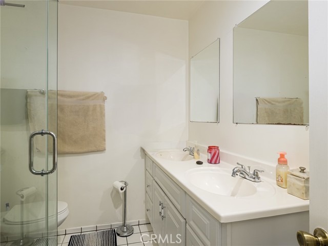 1735 257th Street, Lomita CA: https://media.crmls.org/medias/2fc61bf1-131c-4b71-b346-9bc07c8a4340.jpg