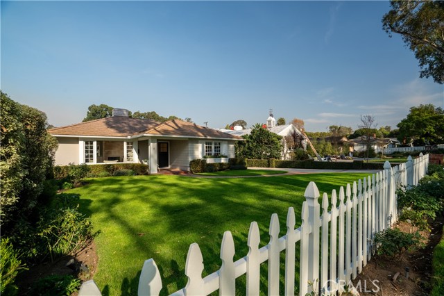 White picket fence