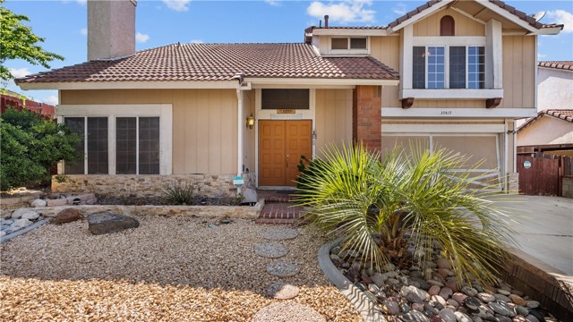 Detail Gallery Image 6 of 45 For 37419 Oxford Dr, Palmdale,  CA 93550 - 3 Beds | 3 Baths