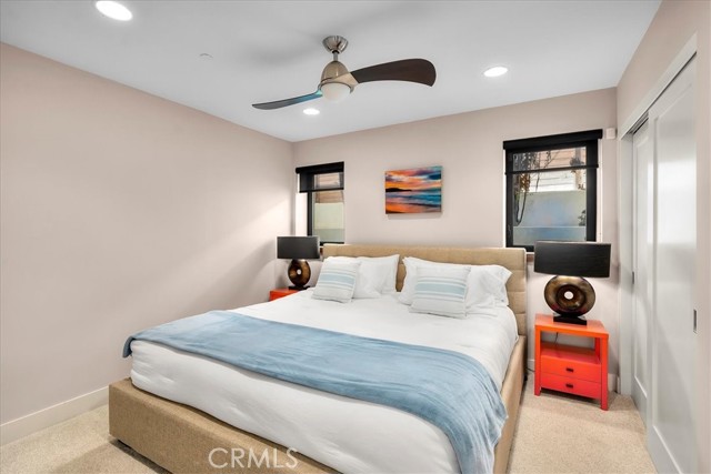 1032 6th, Hermosa Beach, California 90254, 4 Bedrooms Bedrooms, ,3 BathroomsBathrooms,Residential,Sold,6th,SB22136354