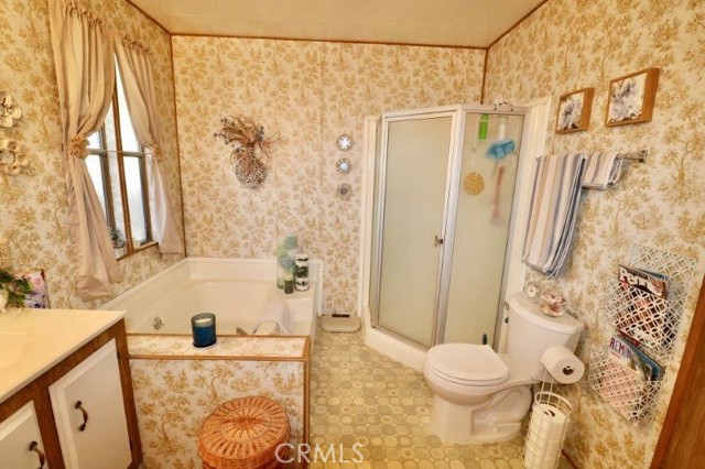Detail Gallery Image 38 of 46 For 12726 Lake Forest Dr #25,  La Mirada,  CA 90638 - 2 Beds | 2 Baths