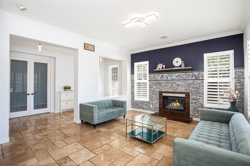 MLS #OC25176221 image #3