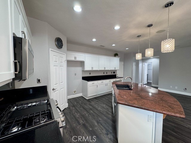 Detail Gallery Image 14 of 51 For 35889 Wolverine Ln, Murrieta,  CA 92563 - 3 Beds | 3 Baths