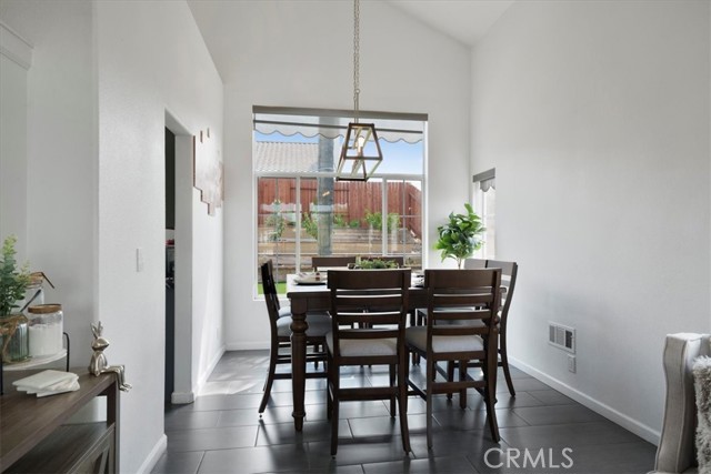 Detail Gallery Image 11 of 40 For 3694 Corta Bella, Santa Maria,  CA 93455 - 4 Beds | 2/1 Baths