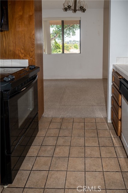 6188 Agee Street, San Diego CA: https://media.crmls.org/medias/2fc9f6f1-f3d5-41ab-86a0-373178d169ea.jpg