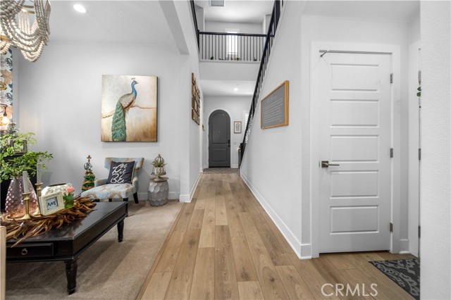 Detail Gallery Image 9 of 61 For 19127 Malabar St, Canyon Country,  CA 91351 - 5 Beds | 4 Baths