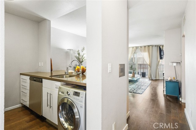 Detail Gallery Image 10 of 40 For 141 S Clark Dr #326,  West Hollywood,  CA 90048 - 1 Beds | 1 Baths