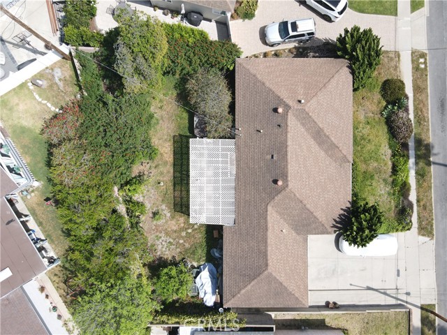 Detail Gallery Image 2 of 6 For 2105 Havemeyer Ln, Redondo Beach,  CA 90278 - 3 Beds | 1 Baths