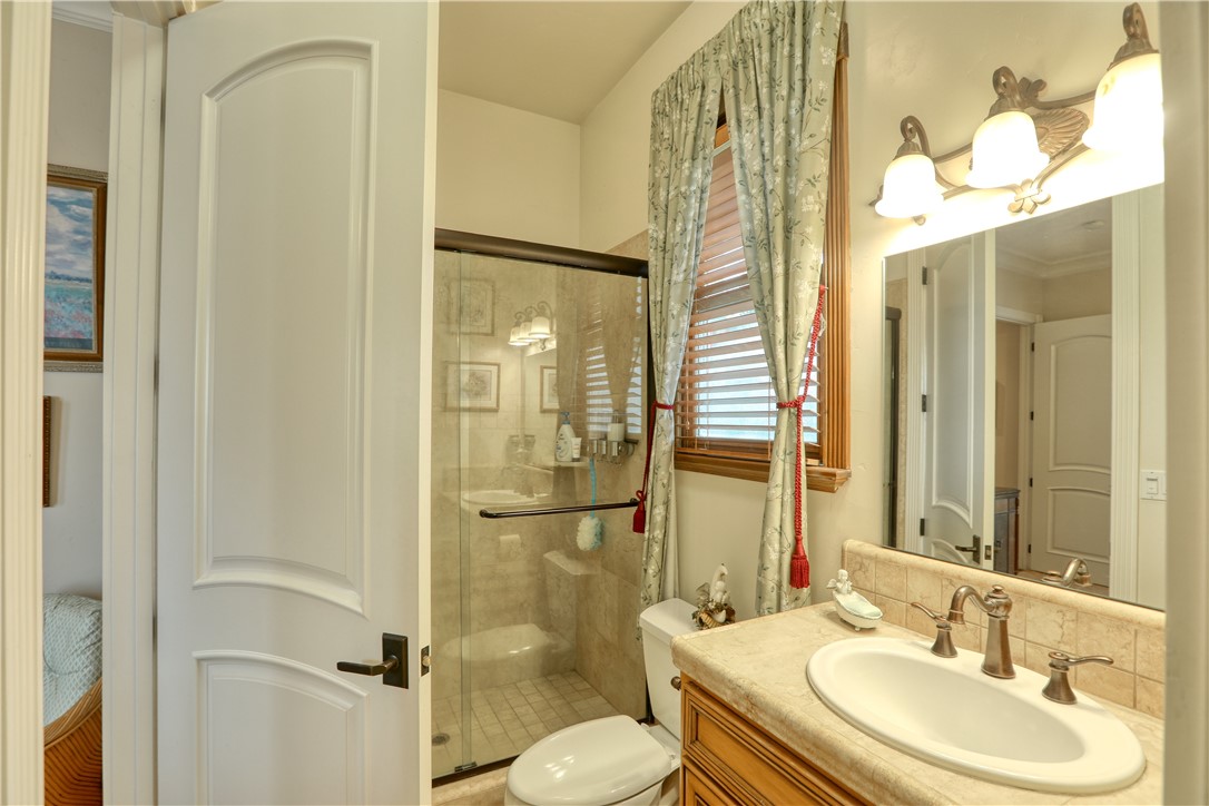 Detail Gallery Image 23 of 51 For 5630 Oakhill Ct, Santa Maria,  CA 93455 - 7 Beds | 5/1 Baths