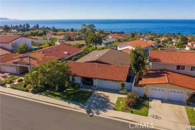 Detail Gallery Image 34 of 38 For 29123 Whites Point Dr, Rancho Palos Verdes,  CA 90275 - 4 Beds | 3 Baths