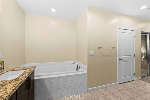Detail Gallery Image 25 of 40 For 21 Gramercy #115,  Irvine,  CA 92612 - 2 Beds | 2 Baths