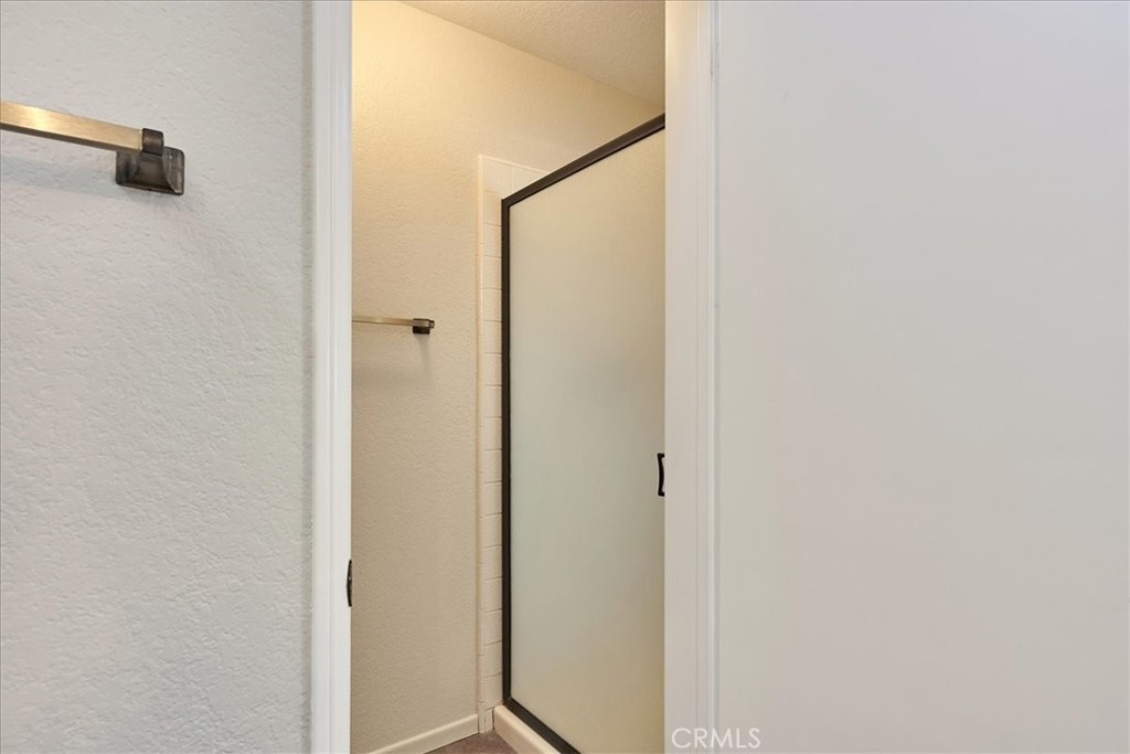 https://media.crmls.org/medias/2fccf3f8-10db-4538-b120-e286414ba6e9.jpg?preset=X-Large
