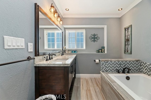 Detail Gallery Image 22 of 51 For 257 8th St, Norco,  CA 92860 - 3 Beds | 3 Baths