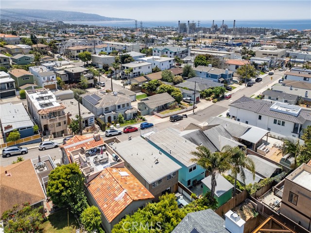 1107 2nd Street, Hermosa Beach, California 90254, 3 Bedrooms Bedrooms, ,1 BathroomBathrooms,Residential,Sold,2nd,SB24118456