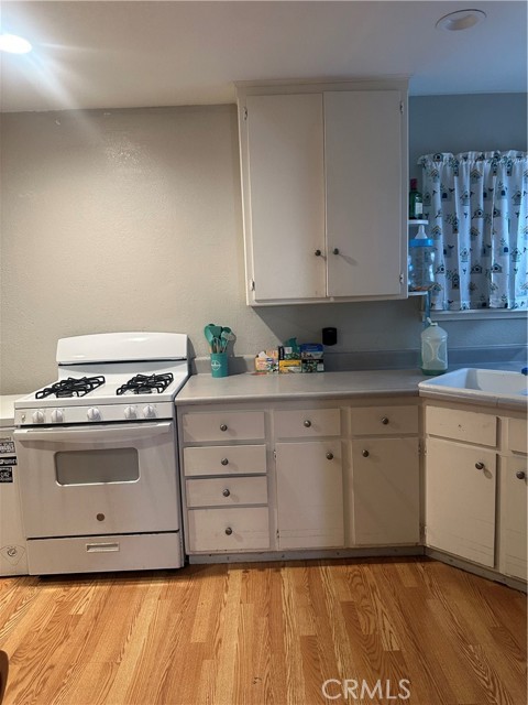 Detail Gallery Image 8 of 21 For 404 Sievers Ave, Brea,  CA 92821 - 2 Beds | 1 Baths