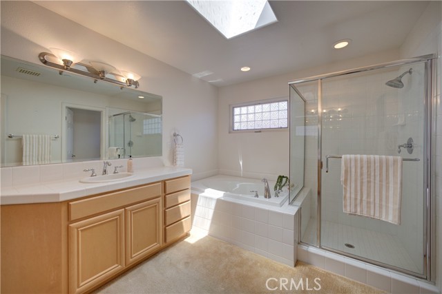 451 Main Street, Morro Bay CA: https://media.crmls.org/medias/2fd42be4-db50-4b01-8f3c-4fdb433b7a21.jpg