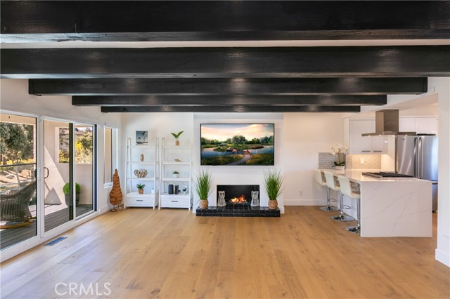 4651 Los Patos Avenue, Huntington Beach CA: https://media.crmls.org/medias/2fd436d3-a07e-48fd-b284-e5faad3dc768.jpg