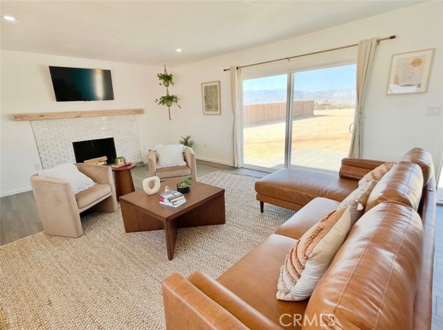 3191 Pearl Springs Avenue, 29 Palms CA: https://media.crmls.org/medias/2fd4746b-5d02-4a87-99cc-d56f8e615d62.jpg