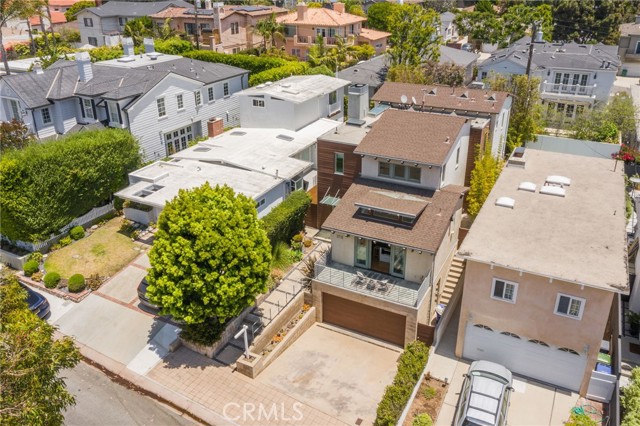 Image 22 of 25 For 2710 Pine Ave.