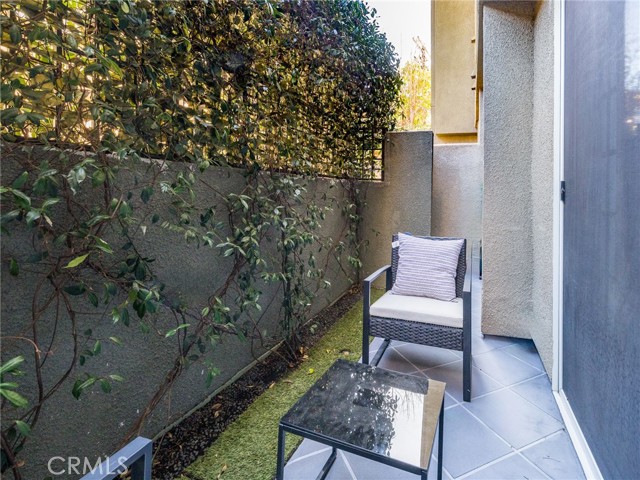 Detail Gallery Image 33 of 37 For 10664 Wilkins Ave #202,  Los Angeles,  CA 90024 - 2 Beds | 2/1 Baths