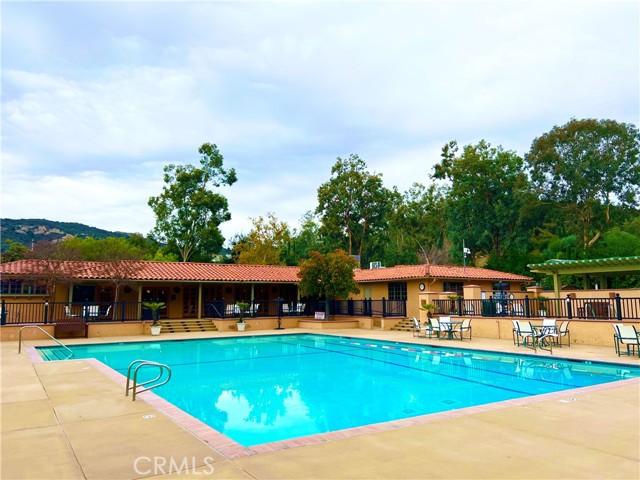 Detail Gallery Image 3 of 15 For 23777 Mulholland Hwy Spc 60, Calabasas,  CA 91302 - 2 Beds | 2 Baths