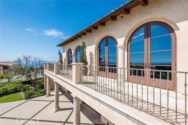 959 Paseo La Cresta, Palos Verdes Estates, California 90274, 5 Bedrooms Bedrooms, ,8 BathroomsBathrooms,Residential,Sold,Paseo La Cresta,PV17125306