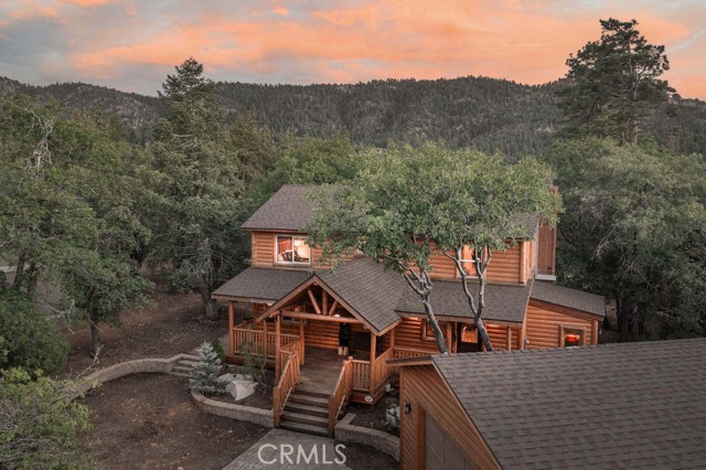 190 Yosemite Drive, Big Bear City CA: https://media.crmls.org/medias/2fd5fd79-d94a-40bb-8a70-468c13b6d91f.jpg
