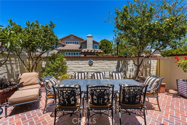 2461 Calle Montella, Tustin CA: https://media.crmls.org/medias/2fd629b5-2c83-45e1-bd3d-495d1791f5a5.jpg