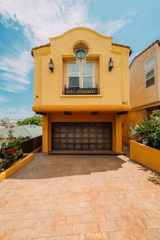 1612 Speyer Lane, Redondo Beach, California 90278, 4 Bedrooms Bedrooms, ,3 BathroomsBathrooms,Residential,For Sale,Speyer,PW25012804