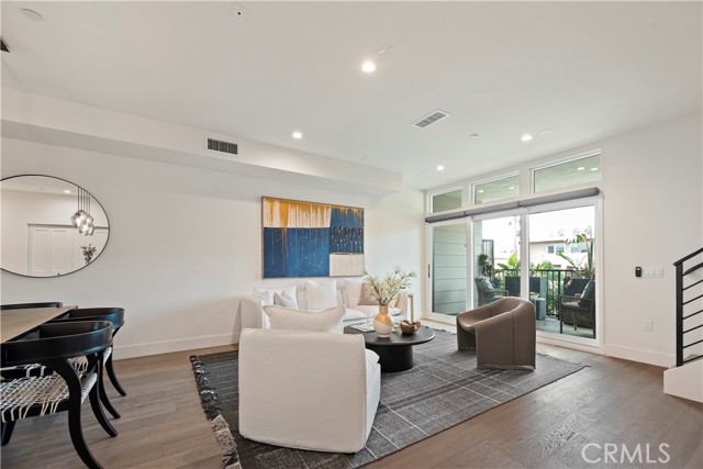 Detail Gallery Image 12 of 43 For 1356 N Fairfax Ave, West Hollywood,  CA 90046 - 3 Beds | 4 Baths