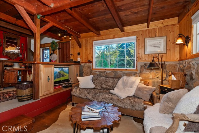 Detail Gallery Image 27 of 33 For 23270 Brookside, Crestline,  CA 92325 - 1 Beds | 1 Baths