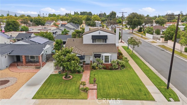 Detail Gallery Image 31 of 34 For 1820 Edgewood Dr, Alhambra,  CA 91803 - 3 Beds | 2/1 Baths