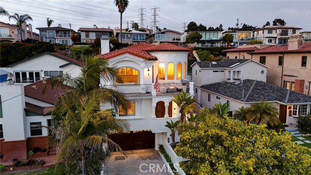 808 Maria Avenue, Redondo Beach, California 90277, 4 Bedrooms Bedrooms, ,3 BathroomsBathrooms,Residential,Sold,Maria,SB24093363