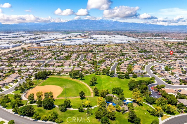 14261 Settlers Ridge Court, Eastvale CA: https://media.crmls.org/medias/2fd911c5-0f6e-4e4b-9757-97754ee7f22a.jpg