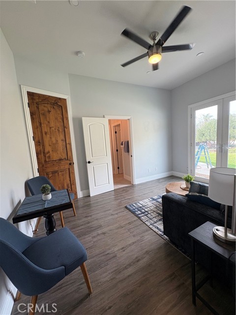 Image 5 of 12 For 250 Mount Rushmore