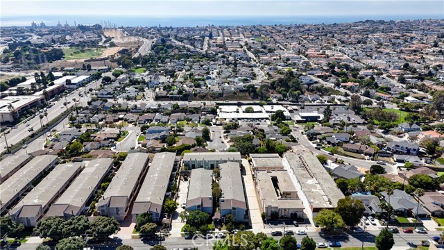 Detail Gallery Image 68 of 73 For 609 Meyer Ln #11,  Redondo Beach,  CA 90278 - 2 Beds | 1/1 Baths
