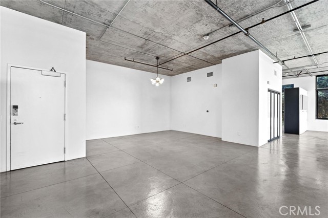 Detail Gallery Image 6 of 41 For 835 Locust Ave #322,  Long Beach,  CA 90813 - 1 Beds | 1 Baths