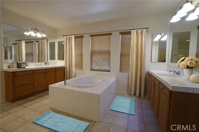 Detail Gallery Image 17 of 37 For 13580 Brush Creek, Corona,  CA 92880 - 6 Beds | 4/1 Baths