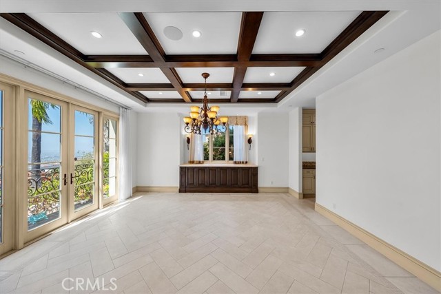 853 Rincon Lane, Palos Verdes Estates CA: https://media.crmls.org/medias/2fdb085e-b595-4310-8855-dcac3ffa5c8a.jpg