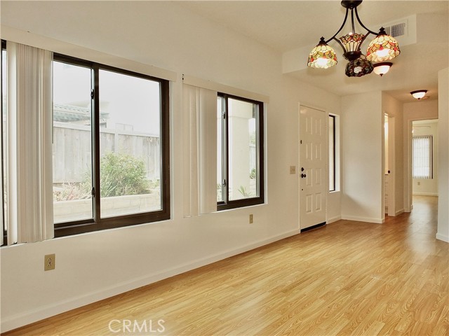 Detail Gallery Image 15 of 52 For 3019 Glenbrook St, Carlsbad,  CA 92010 - 4 Beds | 3 Baths