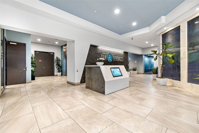  Commercial for Sale in Los Angeles, California