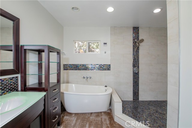 Detail Gallery Image 46 of 57 For 7447 Enfield, Reseda,  CA 91335 - 3 Beds | 2 Baths