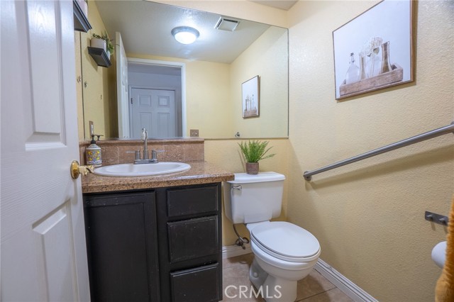 Detail Gallery Image 23 of 42 For 27857 Hummingbird, Helendale,  CA 92342 - 3 Beds | 2/1 Baths