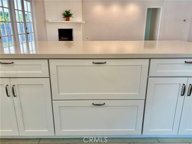 Detail Gallery Image 11 of 48 For 7063 Middlesbury Ridge Cir, West Hills,  CA 91307 - 3 Beds | 2/1 Baths