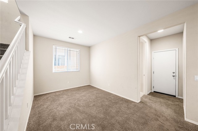 20047 Holly Drive, Outside Area (Inside Ca) CA: https://media.crmls.org/medias/2fdd6aac-ce00-415e-b78a-2a8b74937208.jpg